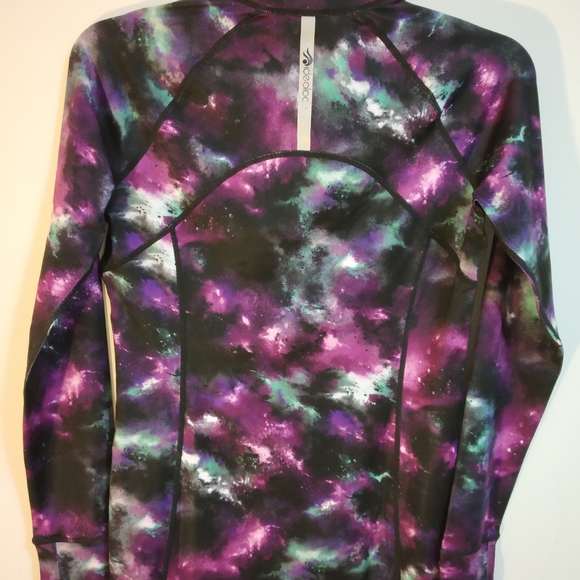 Ideology - Picture 2 of 9